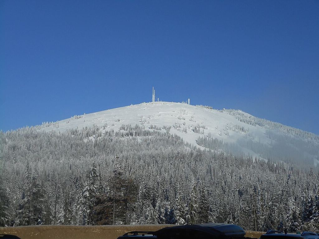 Mount Spokane from the Nordic parking lot in front of Selkirk Lodge.
