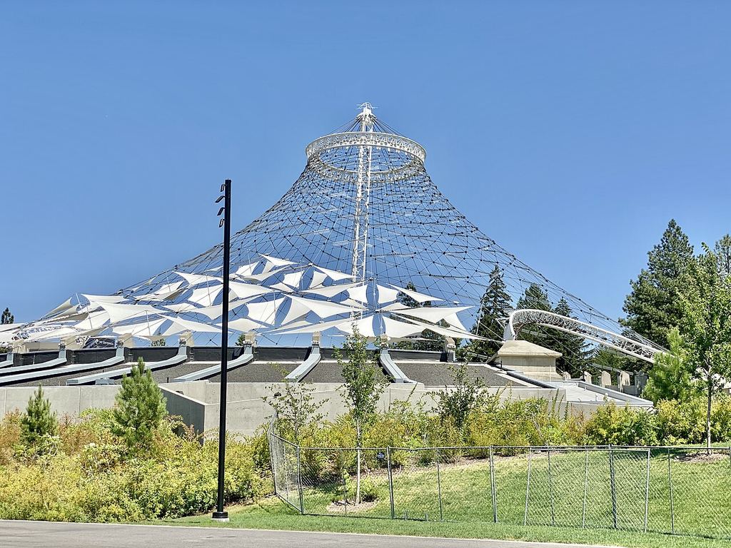 The U.S. Pavilion roof left over from Expo '74.